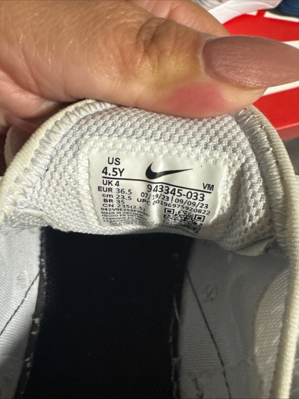 Nike Kids White/Black/Blue Air Max 270 React Sneakers - Picture 9 of 9